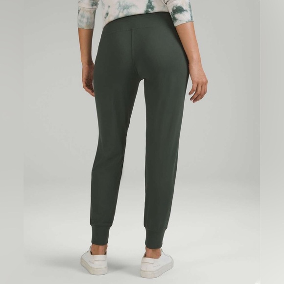 LULULEMON | ready to rulu cropped jogger | size 6 - Picture 2 of 5